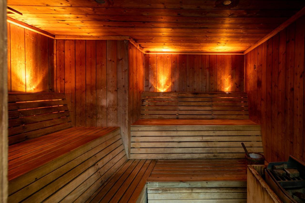 Pezula Nature Retreat Knysna Exterior photo A Finnish sauna
