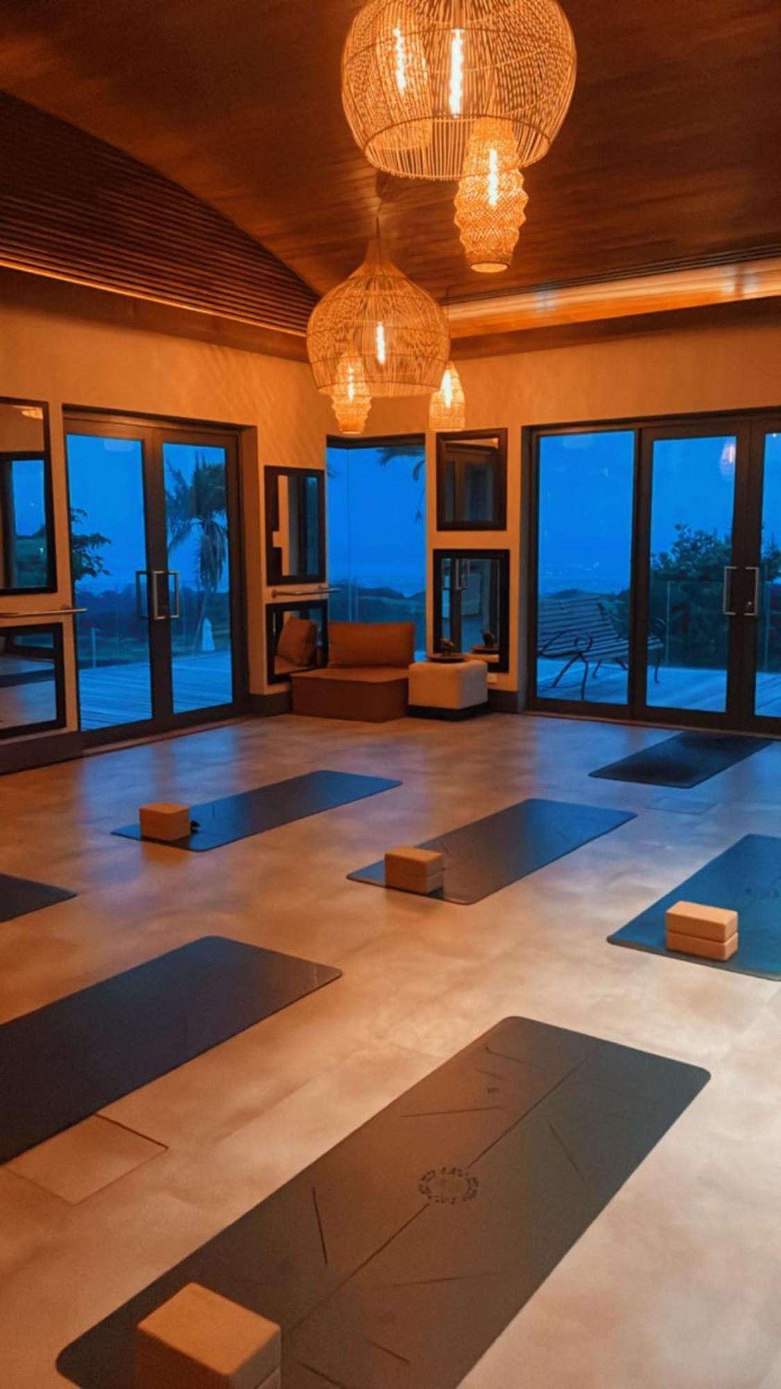 Pezula Nature Retreat Knysna Exterior photo A yoga studio